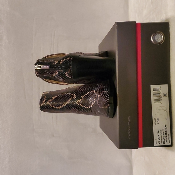 Vince Camuto Gigietta Ankle Boot Sz 7.5 ~ Very Sexy ~ Python Embossed ~ … - Picture 7 of 7